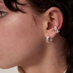 The medium silver tube earring