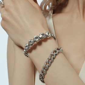 Silver chain bracelet with crystals