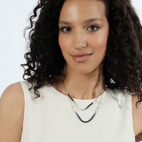 Sunset gold-plated necklace with blue sapphire