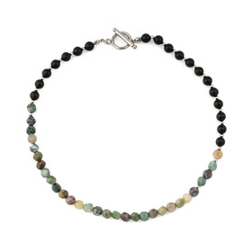 Choker made of faceted green agate