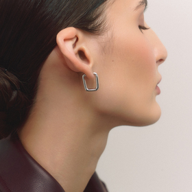 Rectangular hoop earrings made of silver
