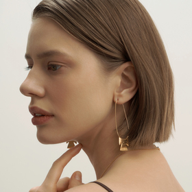 Phoenician bronze earrings