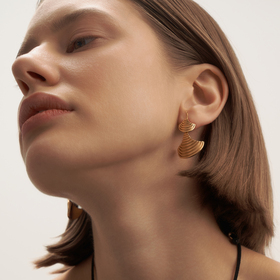 The Mykenaia earrings in bronze