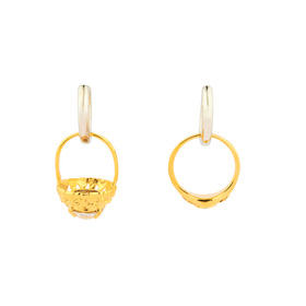 Bicolor earrings with pendants in the form of golden rings