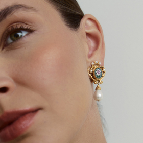 Gold-plated Lapa earrings with mosaic and pearls