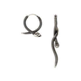 A set on the right ear made of two "Snake" earrings made of steel