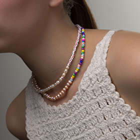 mother-of-pearl necklace with multicolored beads