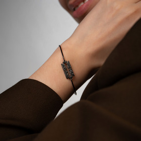 Black ruthenium-plated bracelet with blade and spinel iconic razor