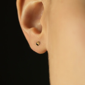 mono earring yellow gold spike stud