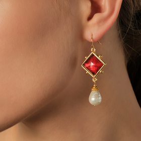 gold-plated vila earrings with czech glass insert and pearl pendant