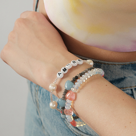 Amore bracelet with pearls