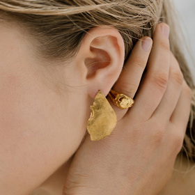 gold-plated silver signet ring