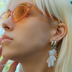 pink and yellow gummy bear mono-earring