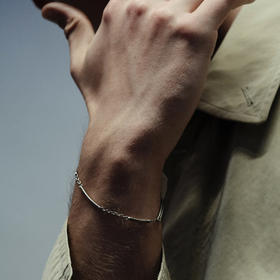 Segmented silver bracelet