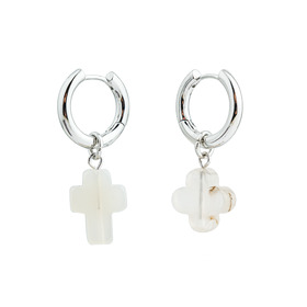 asymmetric earrings with quartz pendants