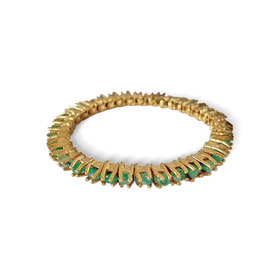 Gold-plated tennis bracelet with emeralds
