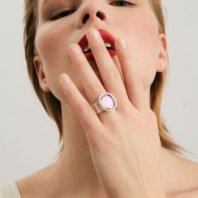 Ring with bright pink dichroic glass