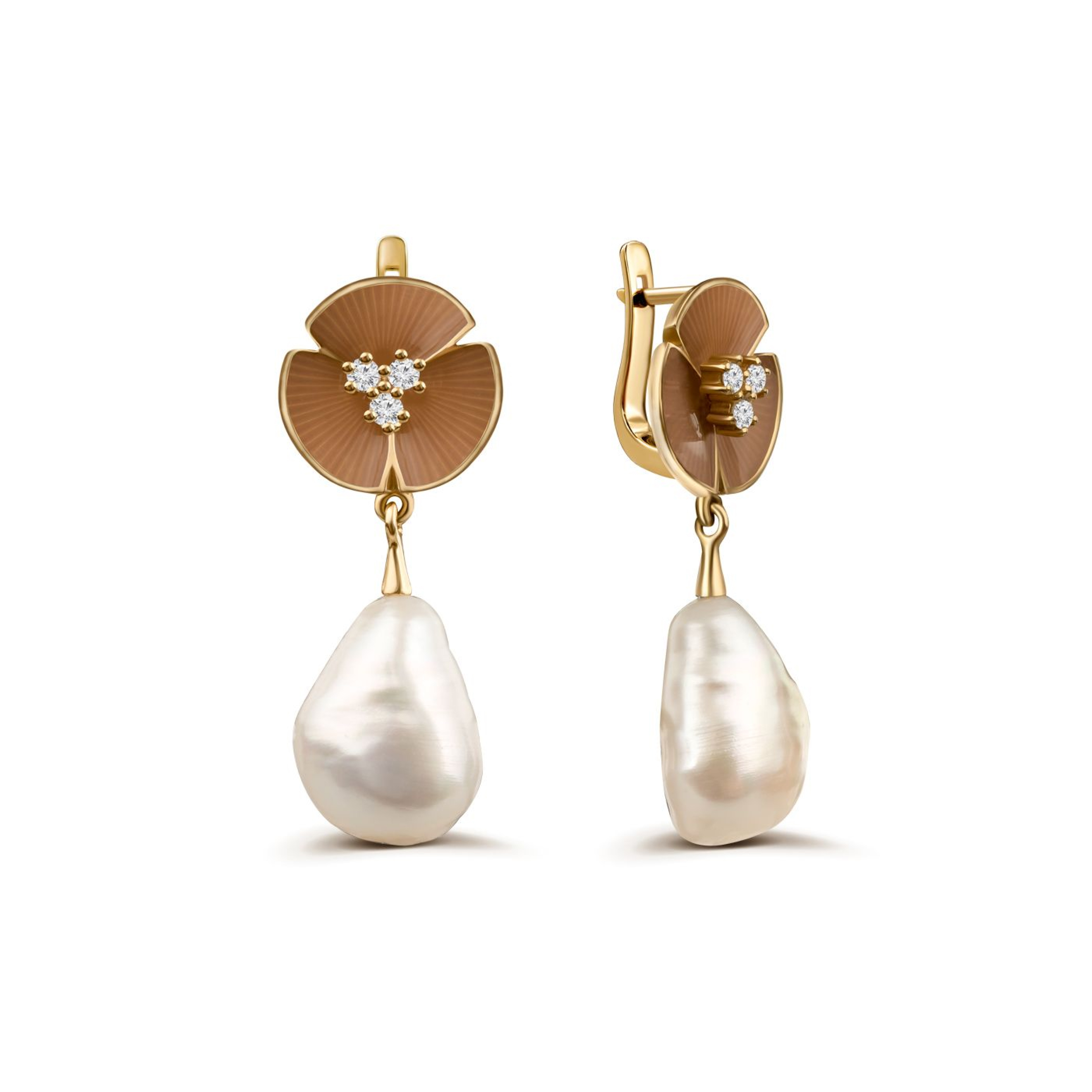 Yellow gold pearl hotsell