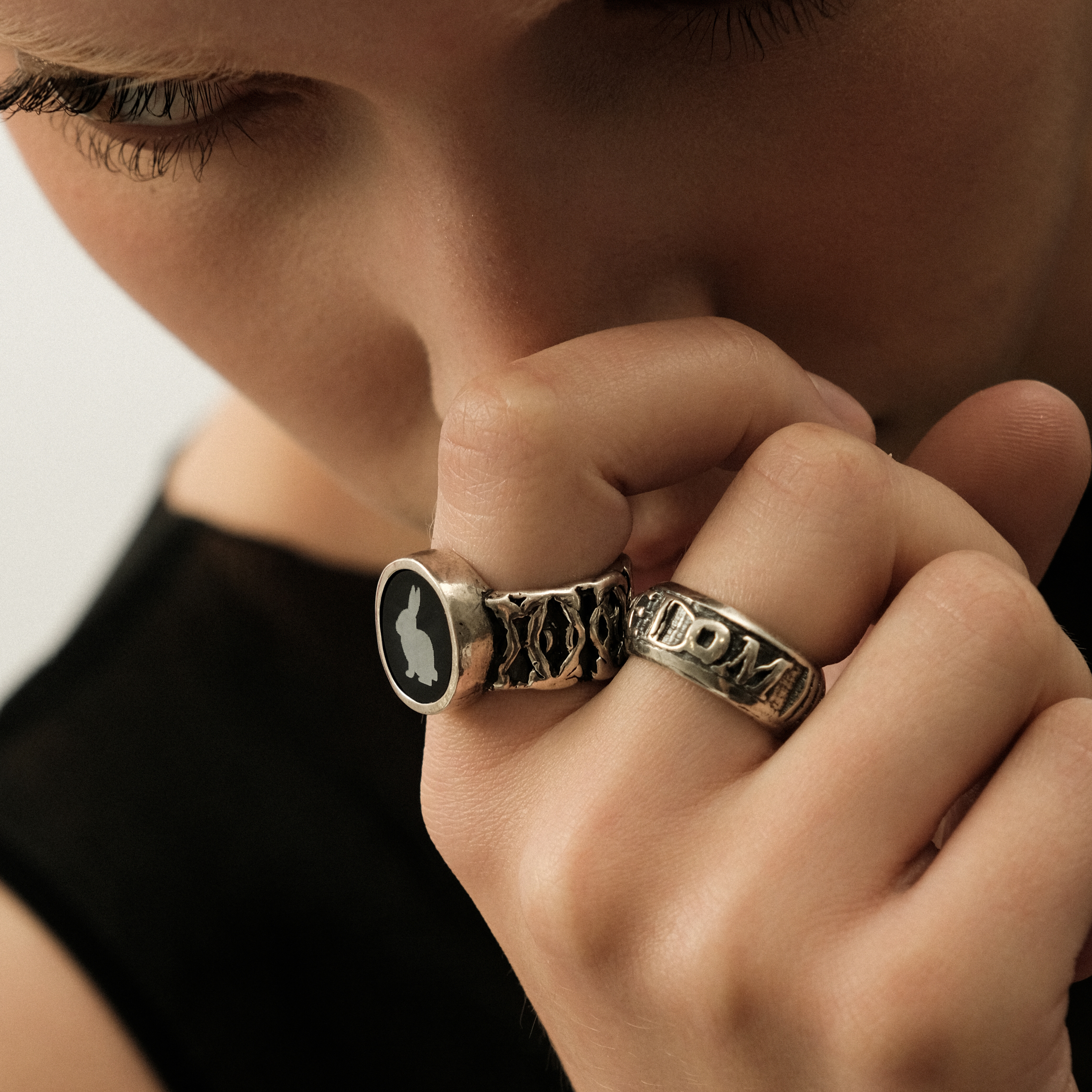 Gucci top rabbit ring