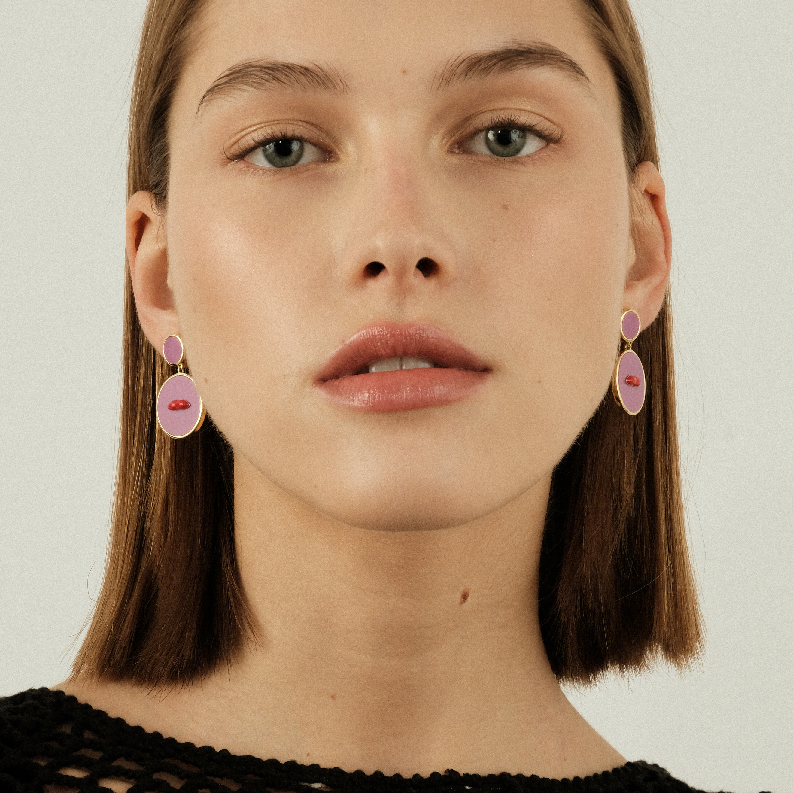 Lips earring shop