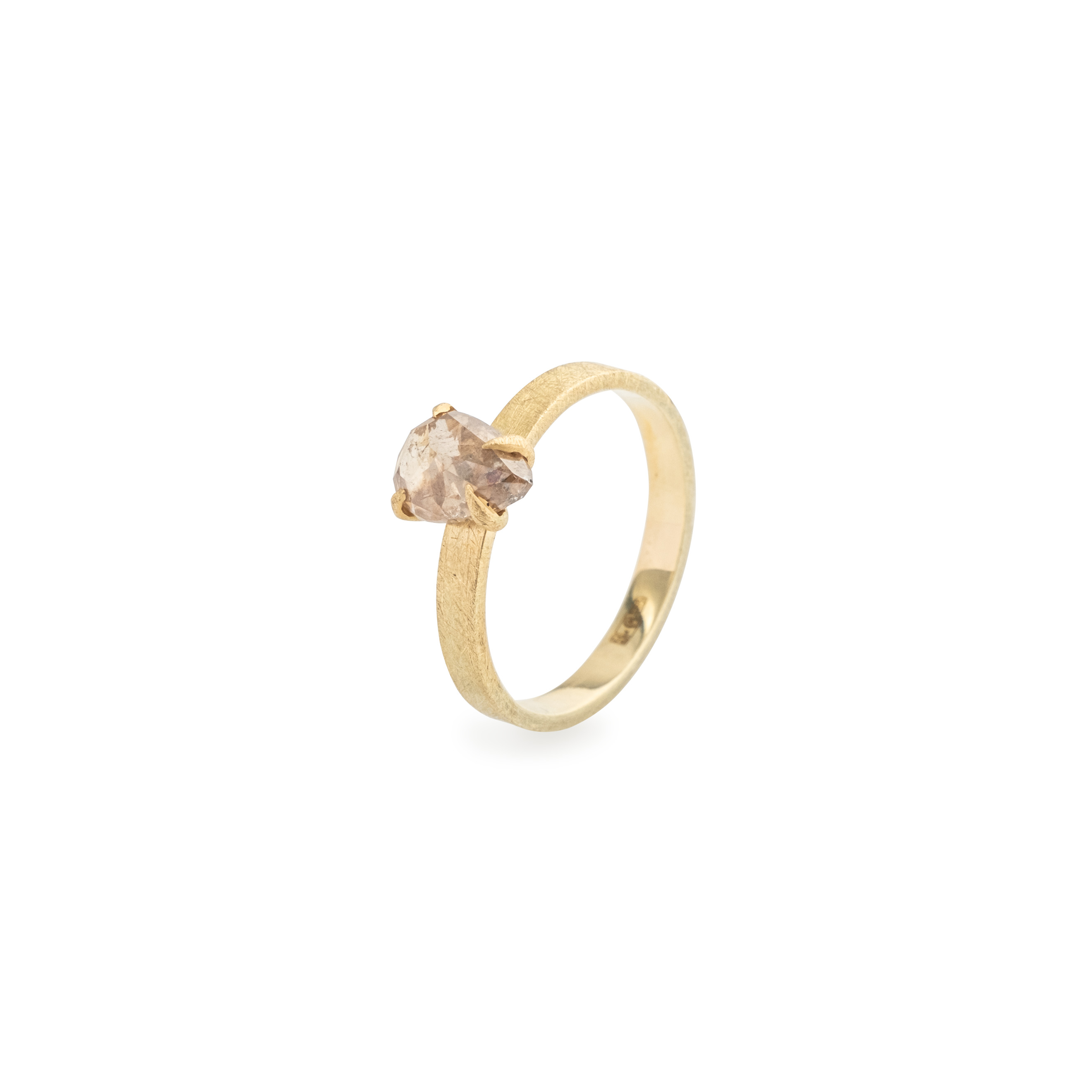 Light yellow gold ring outlet